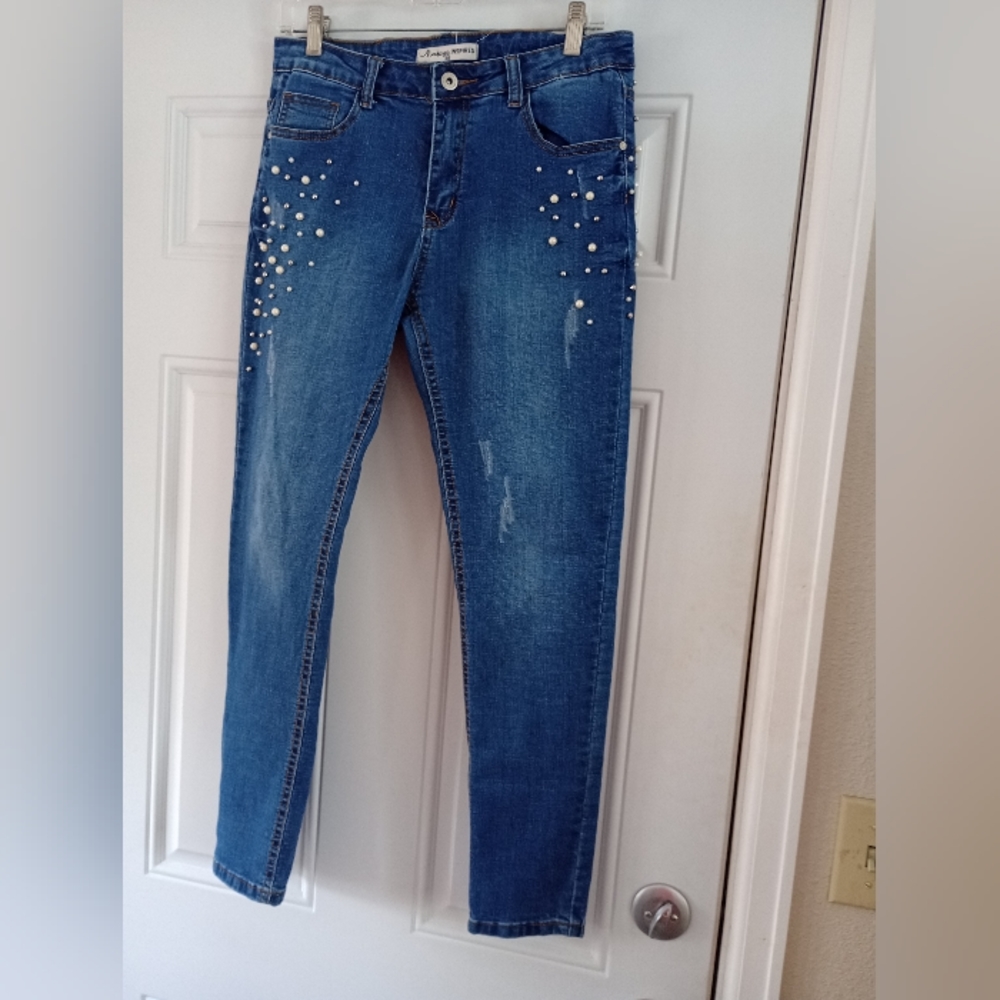 Designer "Vintage INSPIRED" High Waist Distressed Europe Jeans SZ EU 38 / US 8